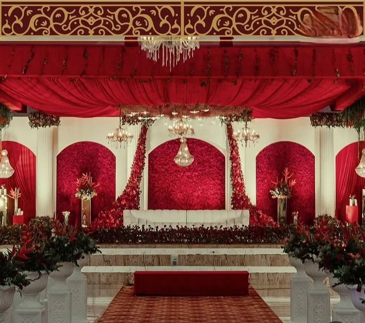 Elegant wedding event decoration